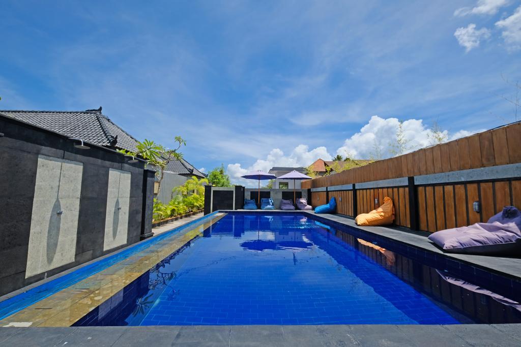 Hotel The Yogasari Seminyak Exterior foto