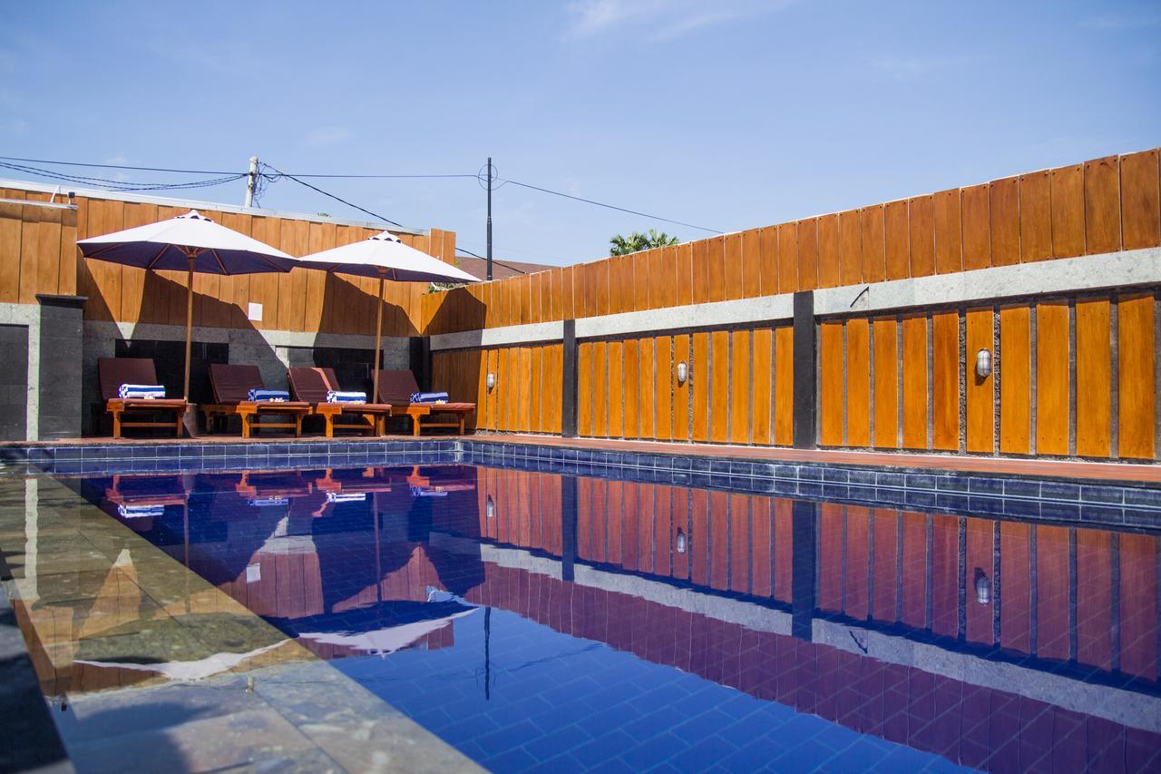 Hotel The Yogasari Seminyak Exterior foto