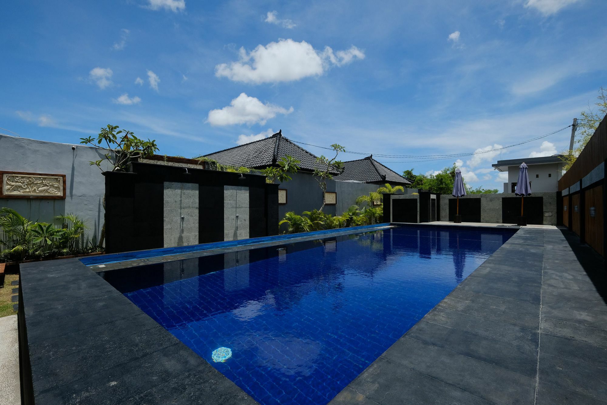 Hotel The Yogasari Seminyak Exterior foto